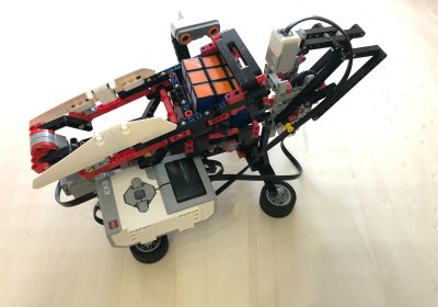 EV3